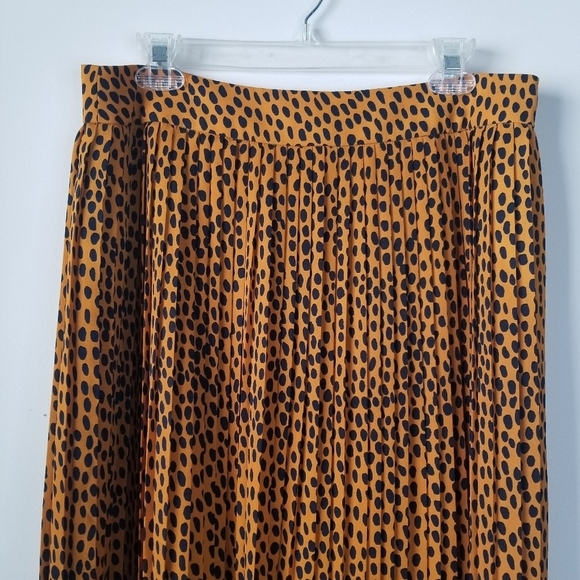 J. Crew Cheetah Print Pleated Flowy Chiffon Midi Skirt Size 12 - Picture 6 of 13